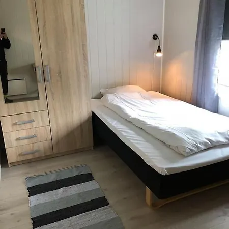 Overnatting, Vollanvegen 13
