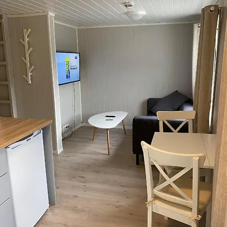 Overnatting, Vollanvegen 13 *