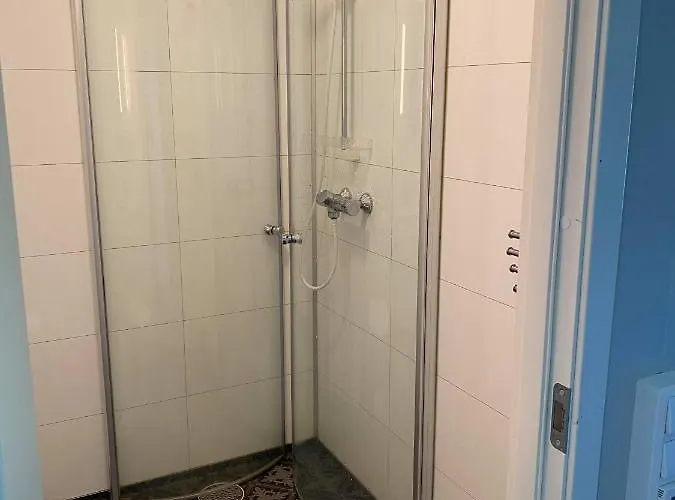 Overnatting, Vollanvegen 13