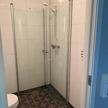 Overnatting, Vollanvegen 13